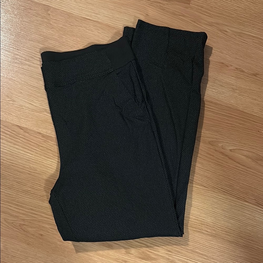 Simply Vera Wang Black and Grey Textured Dress Pants-Ankle size large